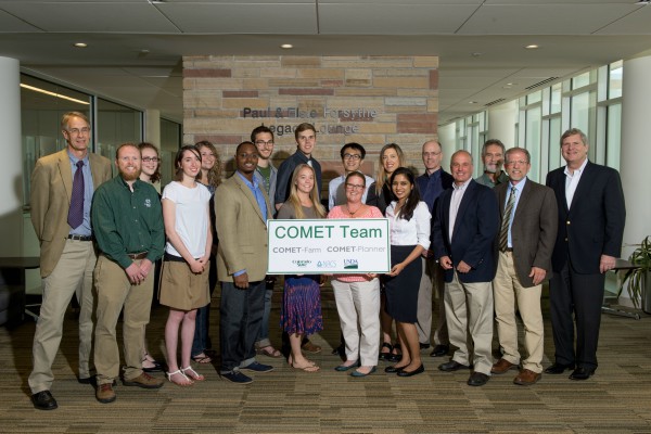 Picture of COMET group with USDA Secretary Vilsack